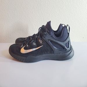 🏀 Nike Zoom Hyperrev triple black sz 9